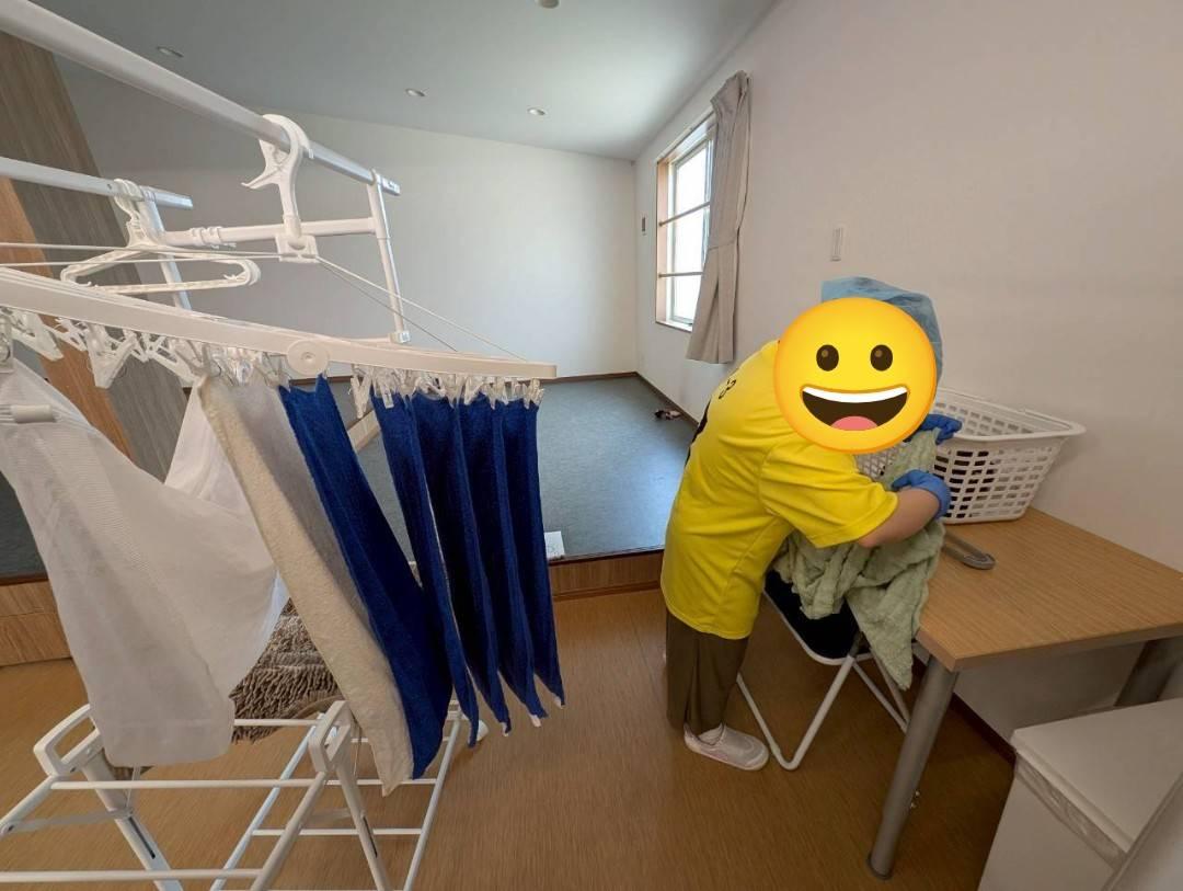 生活介護　洗濯の様子　身体障害　知的障害　介護