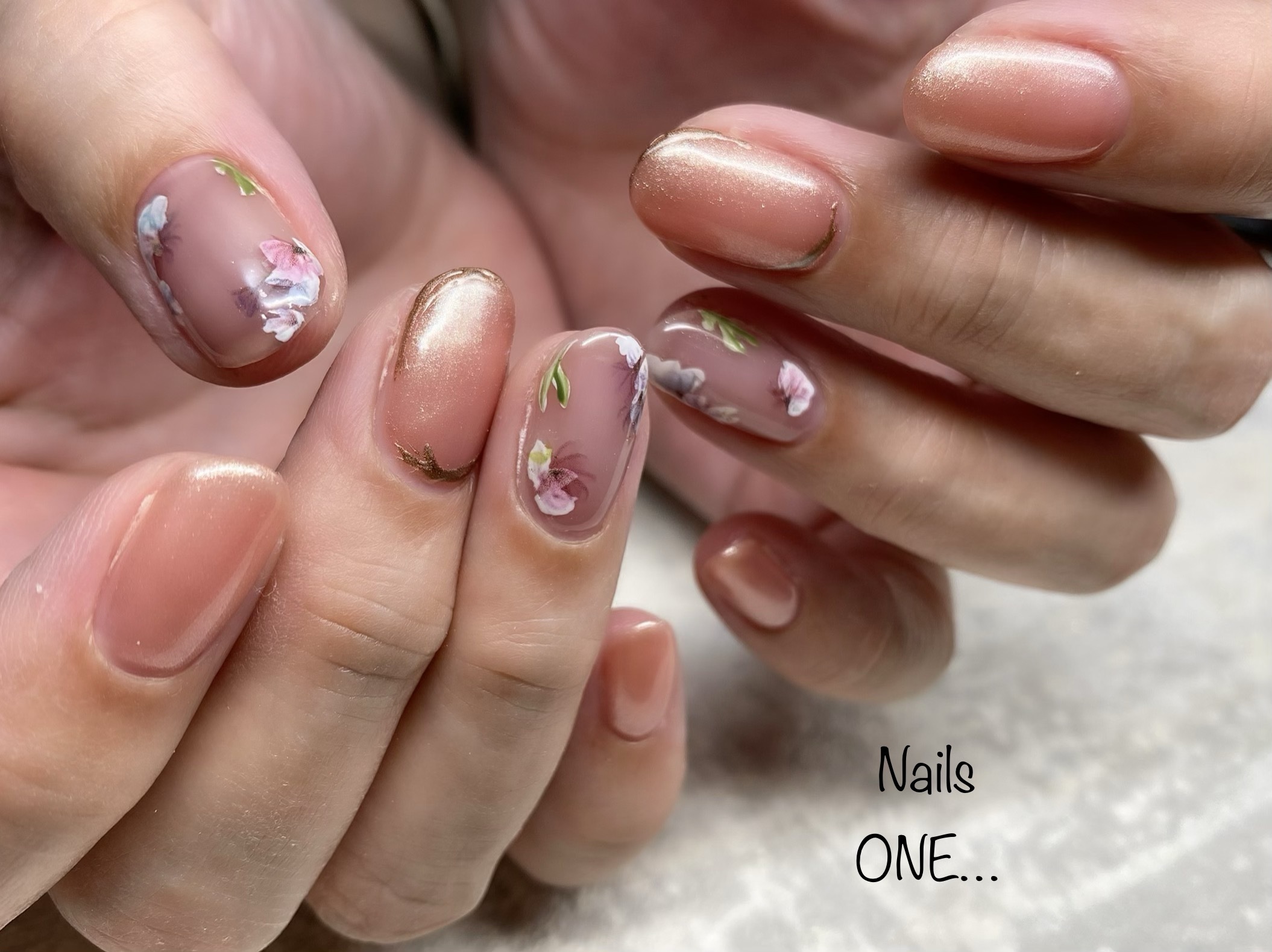 Nails One ページ