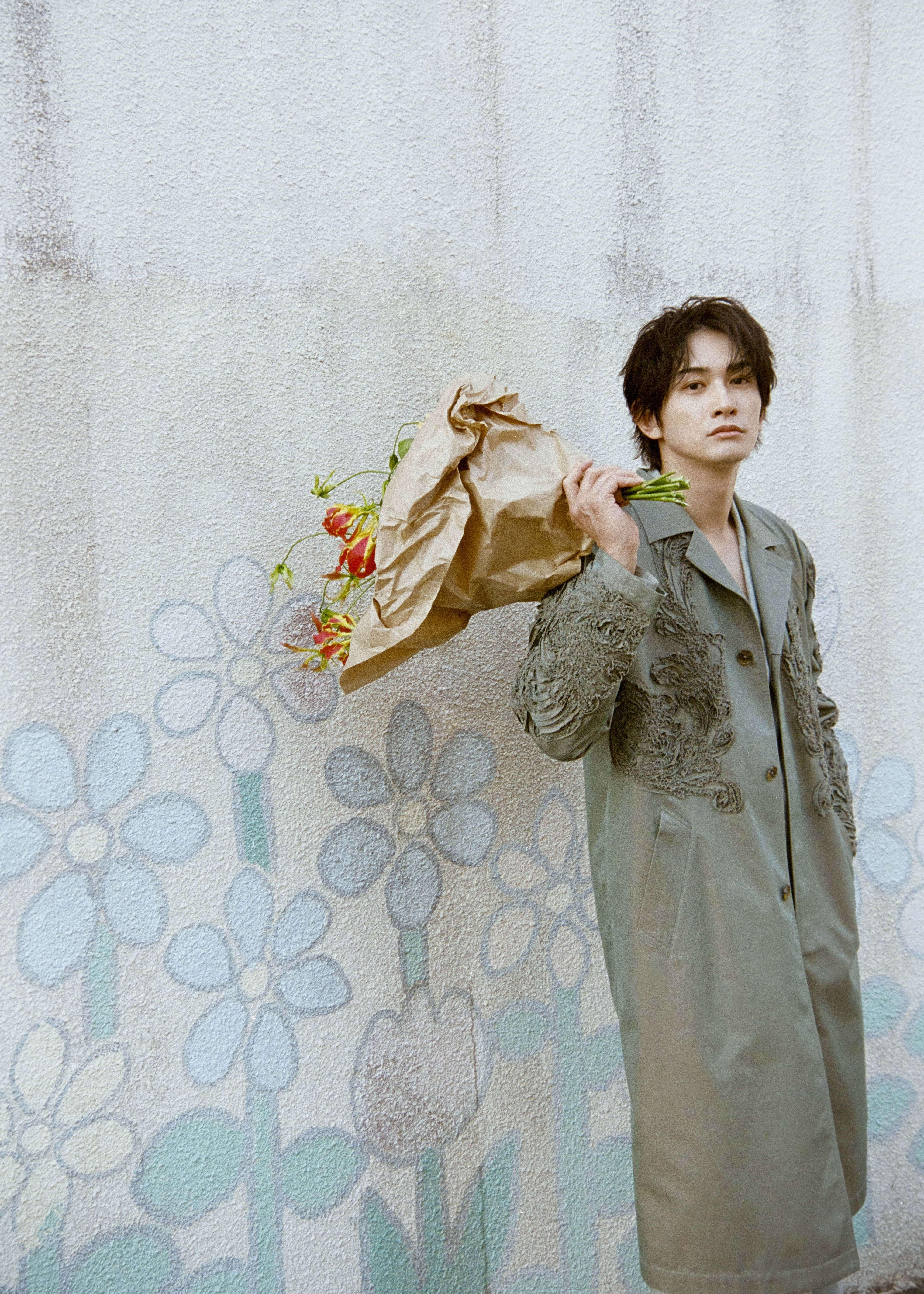 町田啓太「KEITA MACHIDA 15th Anniversary Photobook」 | 小学館