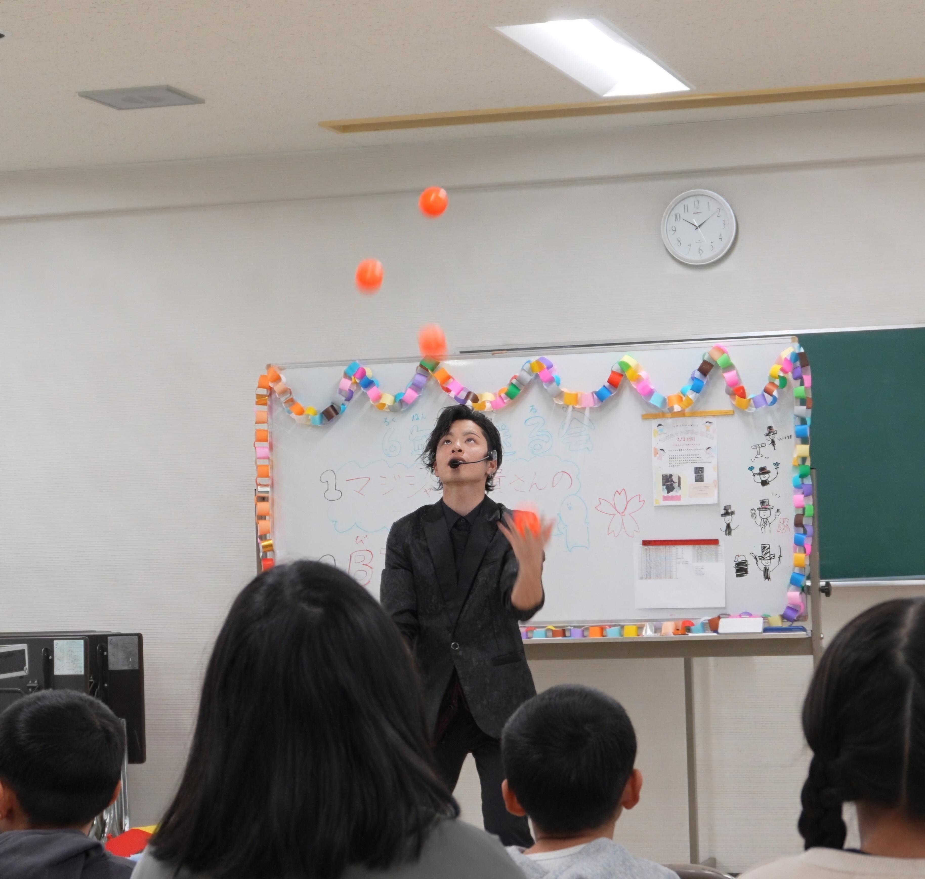 晴貴 ショー画像