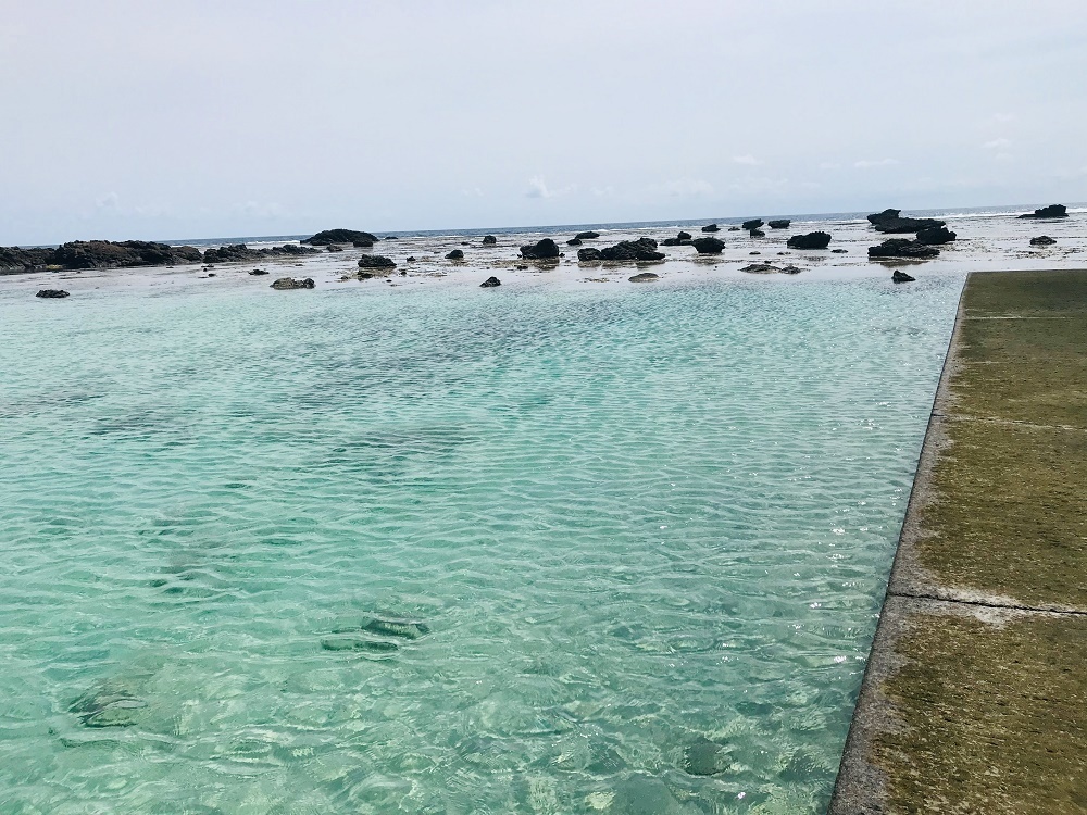 あやまる岬