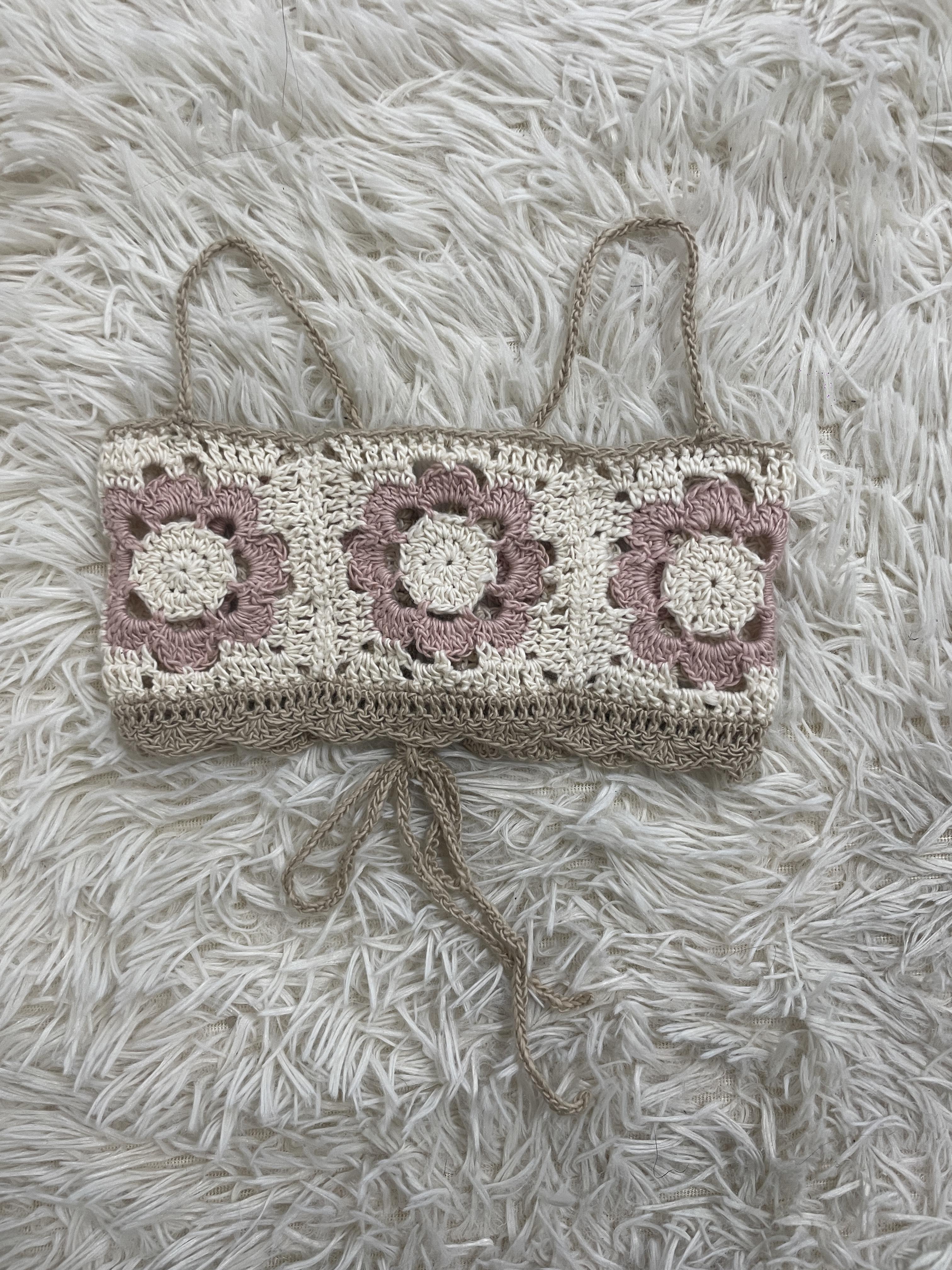 フラワービスチェの商品画像