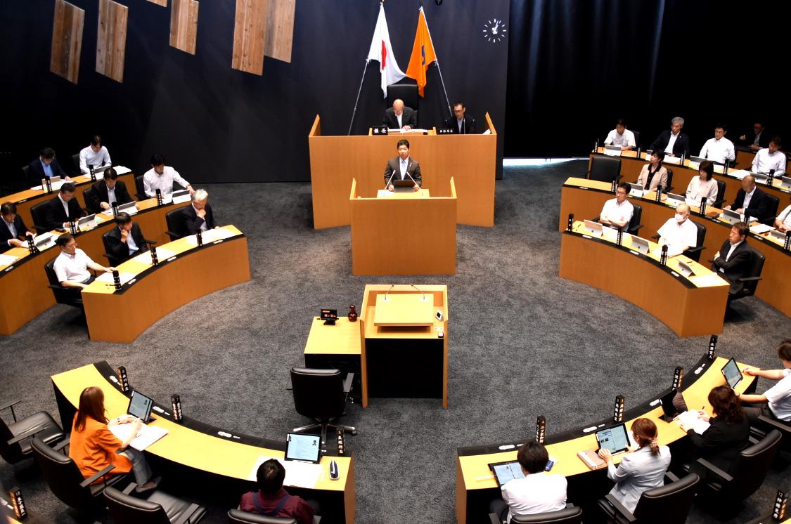 長岡市議会とは？