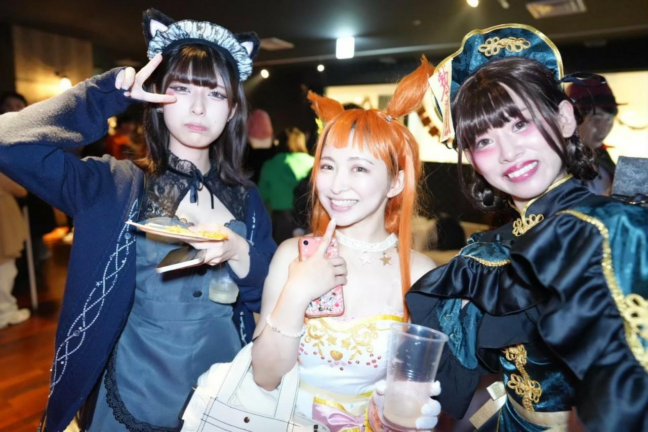 福岡のクリスマスパティーコスプレ