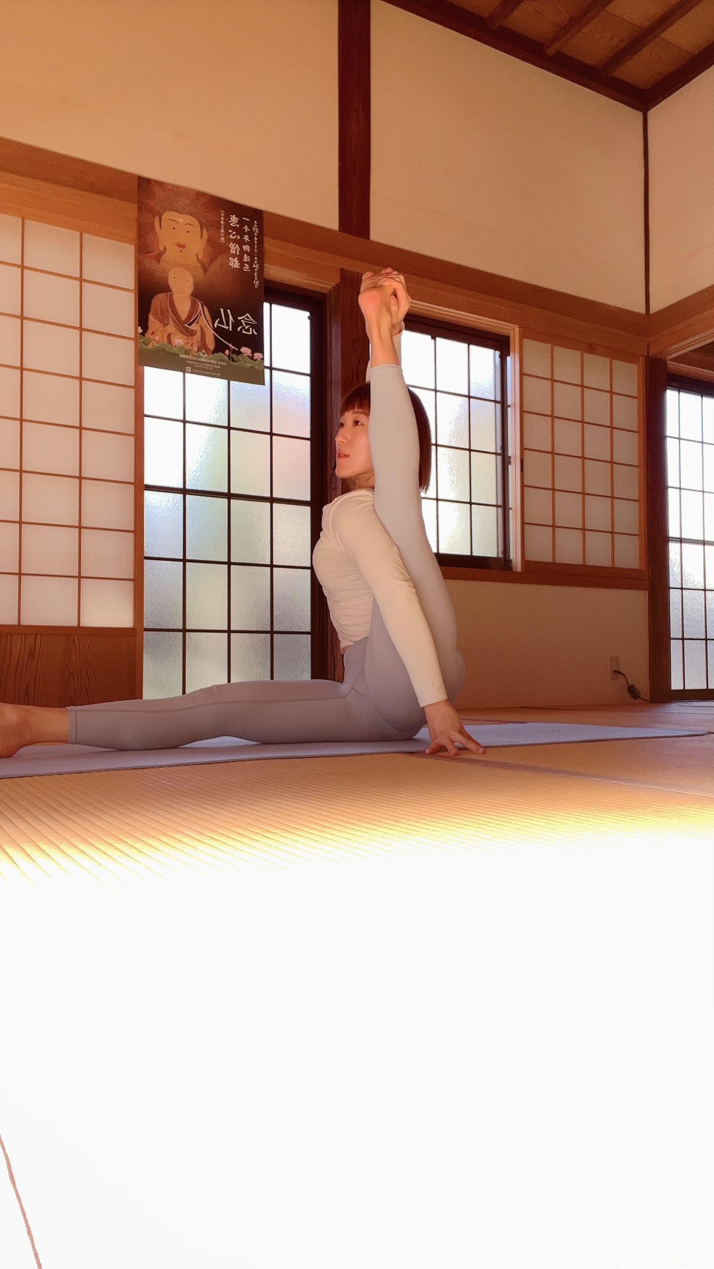 世田谷の寺院でお寺ヨガ講師もしています！しなやかな心とカラダつくりを
