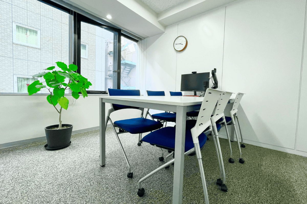 Room 3 サムネイル