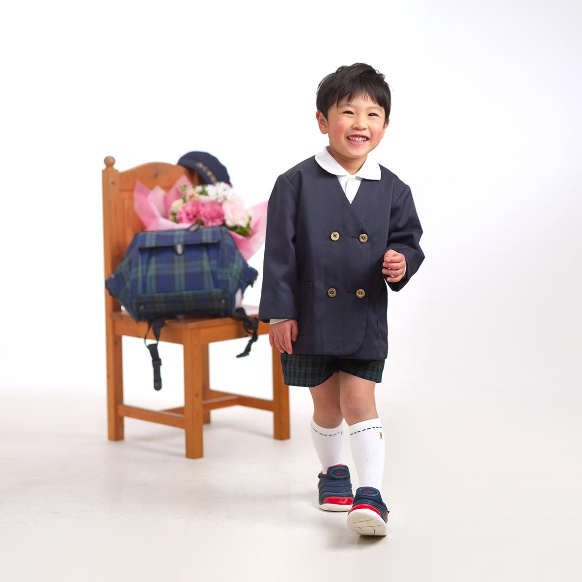 高槻のフォトスタジオで入学記念写真撮影