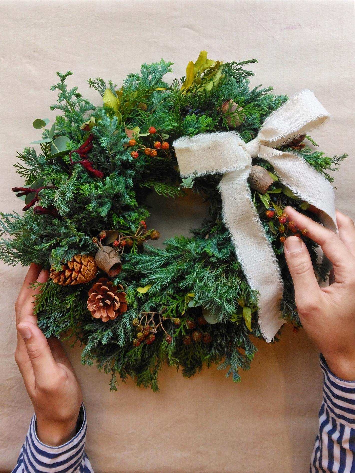 エヴァーグリーンのナチュラルなクリスマスリース/Ssizeの商品画像