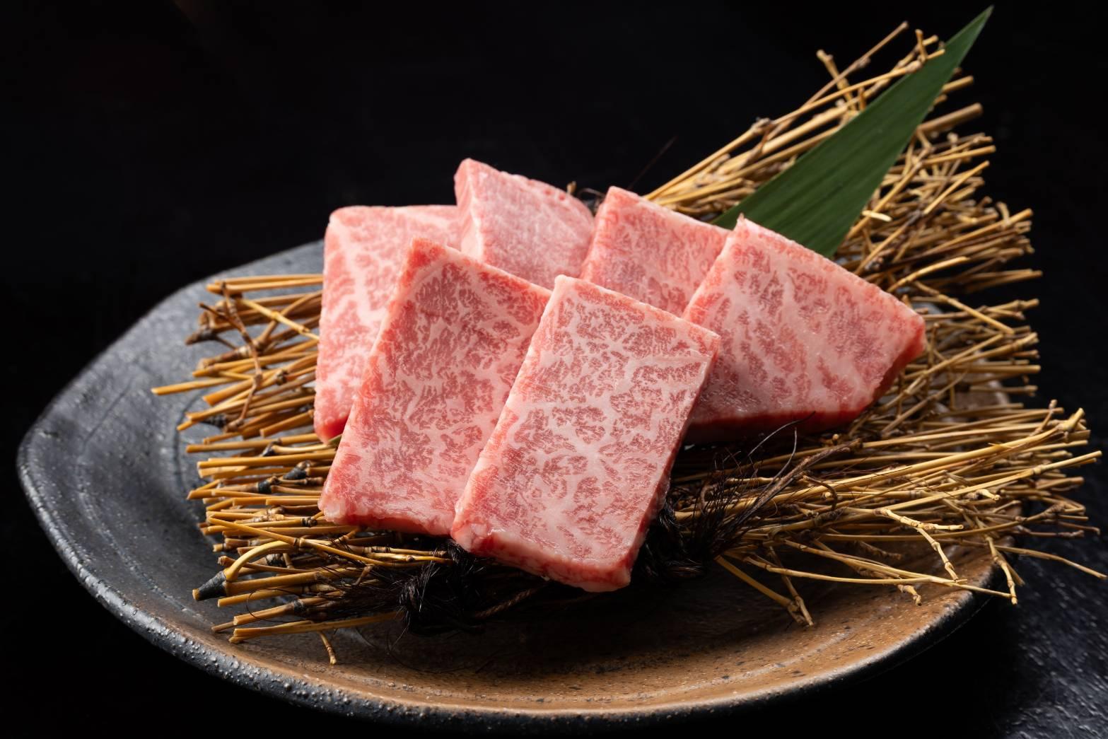 京丹後市焼肉武蔵で提供している和牛ロース