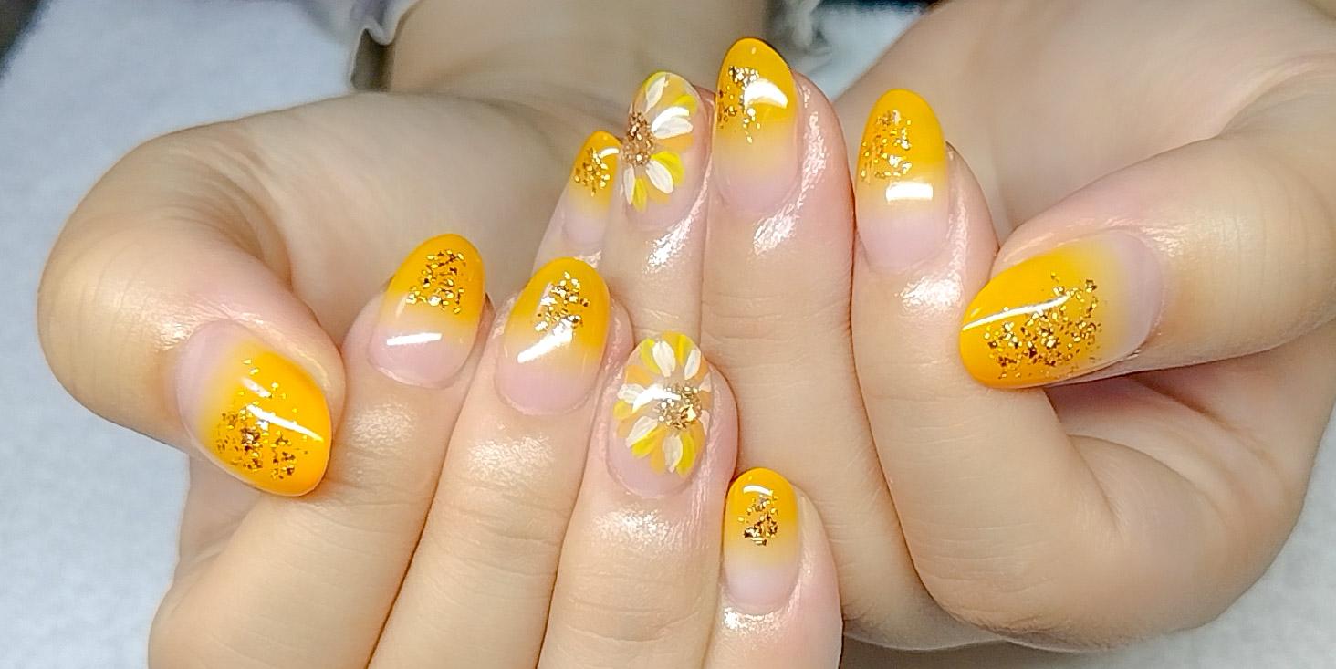 ひまわりのアートネイル