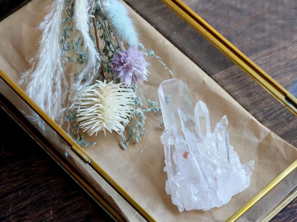 水晶 / 癒しの水晶を探している人にオススメ！聖地アーカンソー産の原石水晶65gの商品画像