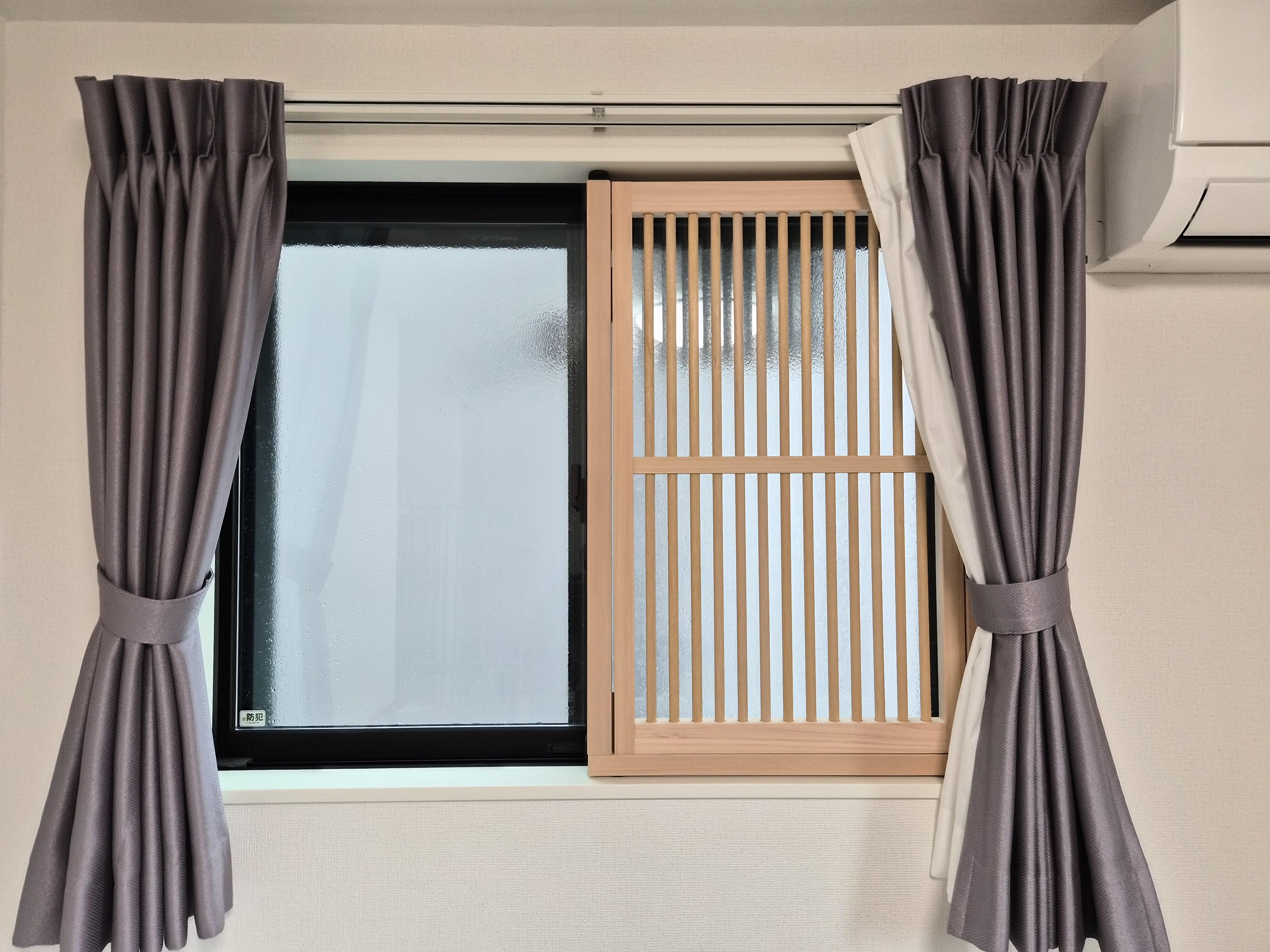 にゃんがーど　施工事例　猫脱走防止