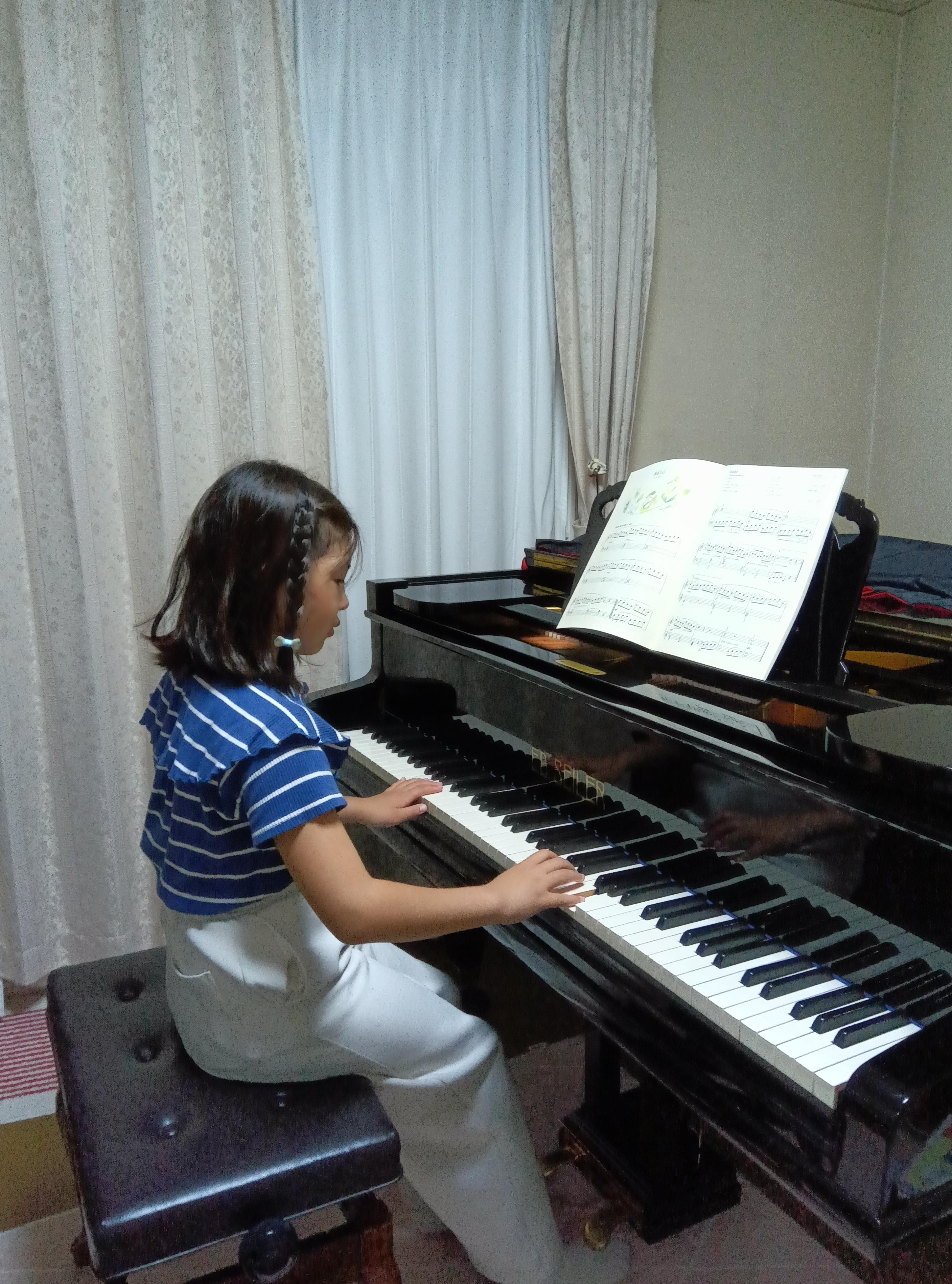 小学生のレッスンの様子