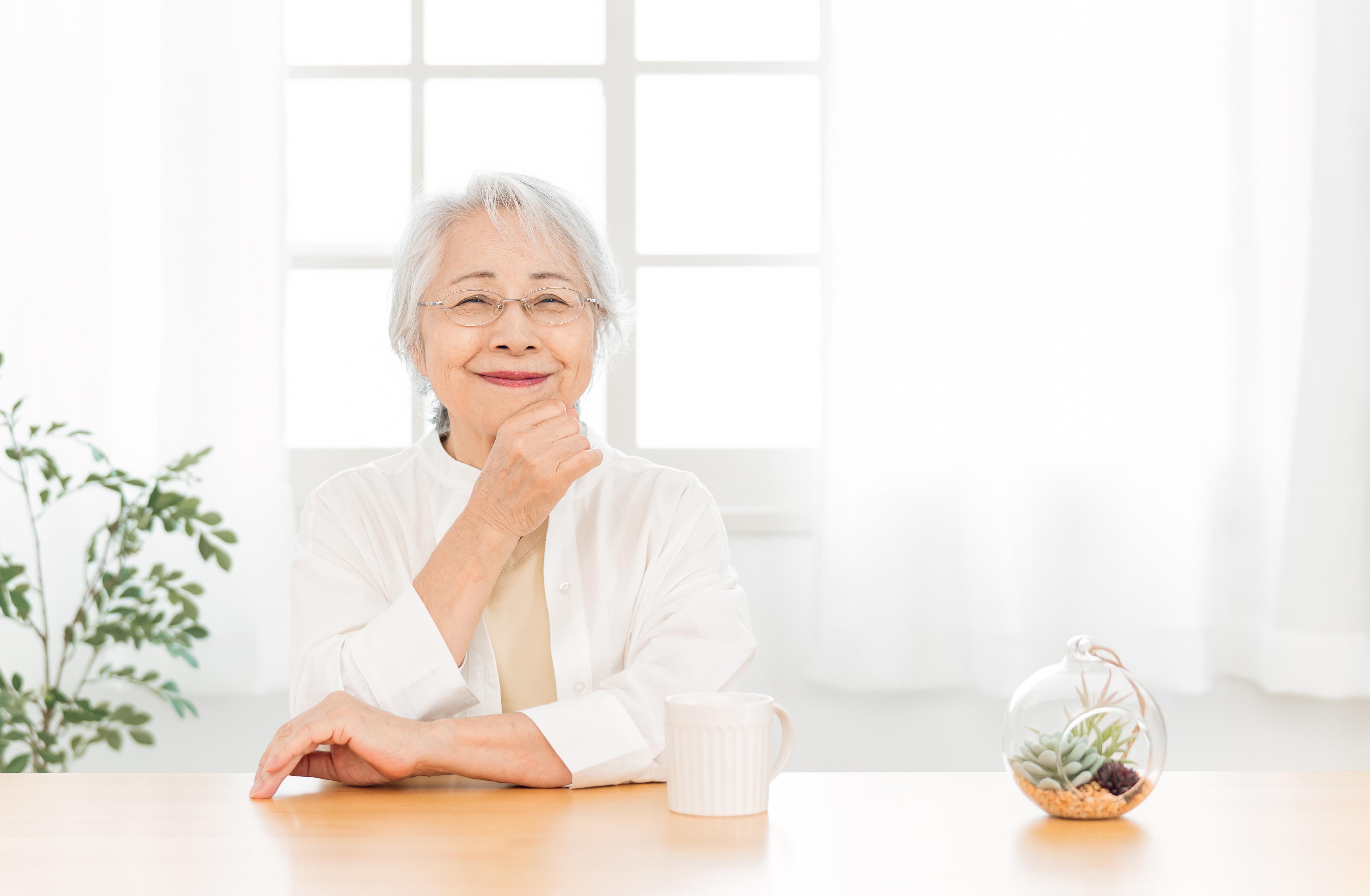 笑顔の女性
