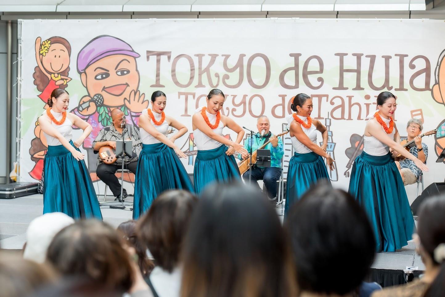 六本木ヒルズ　TOKYO de HULA　フラダンスイベントステージ