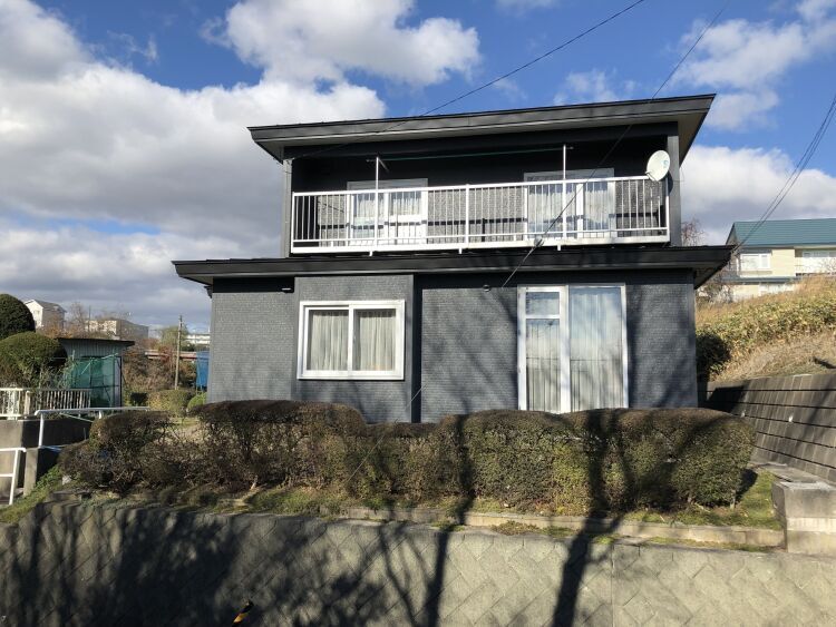 室蘭市、Y邸、屋根張替え（ガルバリューム鋼板＋北海道板金工業組合仕様）、外壁塗替え（シリコン革命：シリコンREVO1000ーIR遮熱）