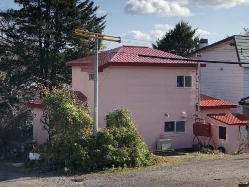 室蘭市、Ｉ邸、外壁塗り替え（フッ素革命：REVOトップワンF）屋根塗り替え（シャネツトップワンSI）物置塗装（母屋と同仕様）灯油タンク塗装