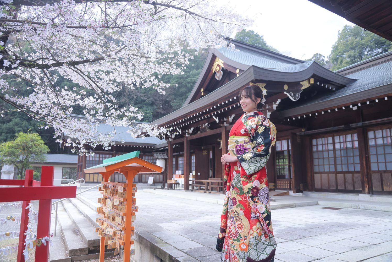 kamiFURI成人式振袖展示会・ロケーション撮影の様子