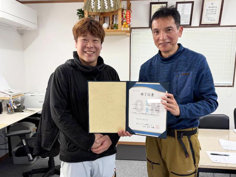 エアコン分解クリーニング講習を修了されたエアコン修理業さん