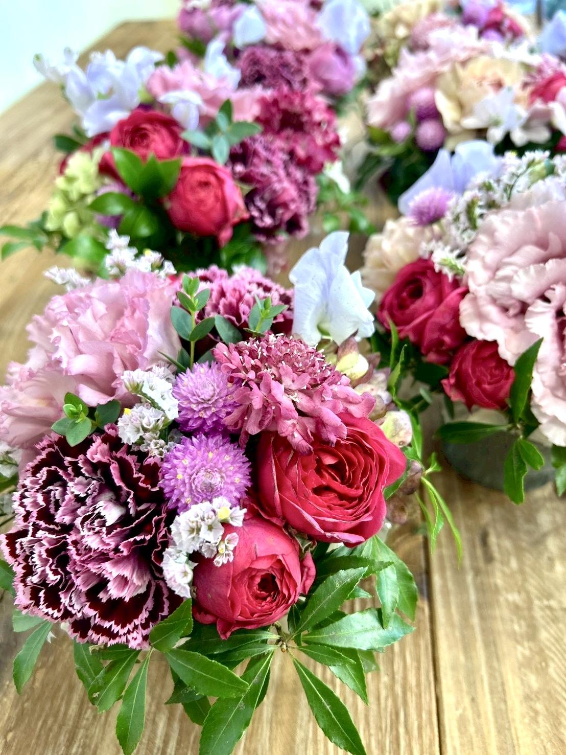 花屋so-buで作ったピンク系のフラワーアレンジメント