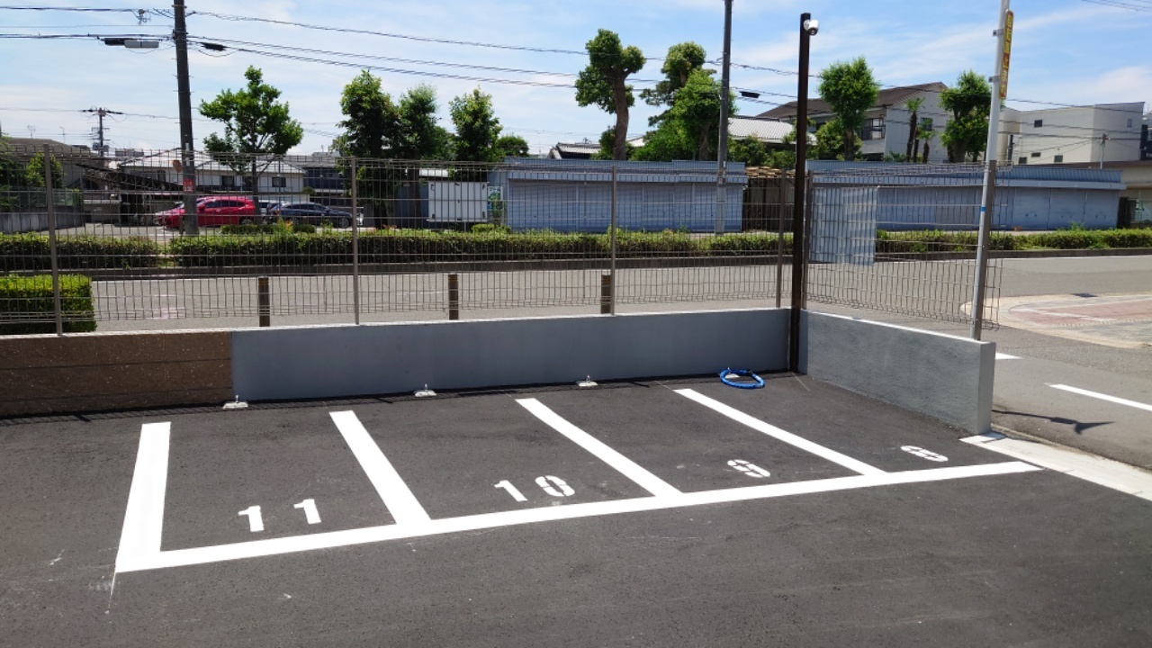 バイク区画（４台）です。幅1.1～1.3ｍ、長さ2.5ｍあり、大型バイク、アメリカンバイクが駐車可能です。北田辺のバイク駐輪場