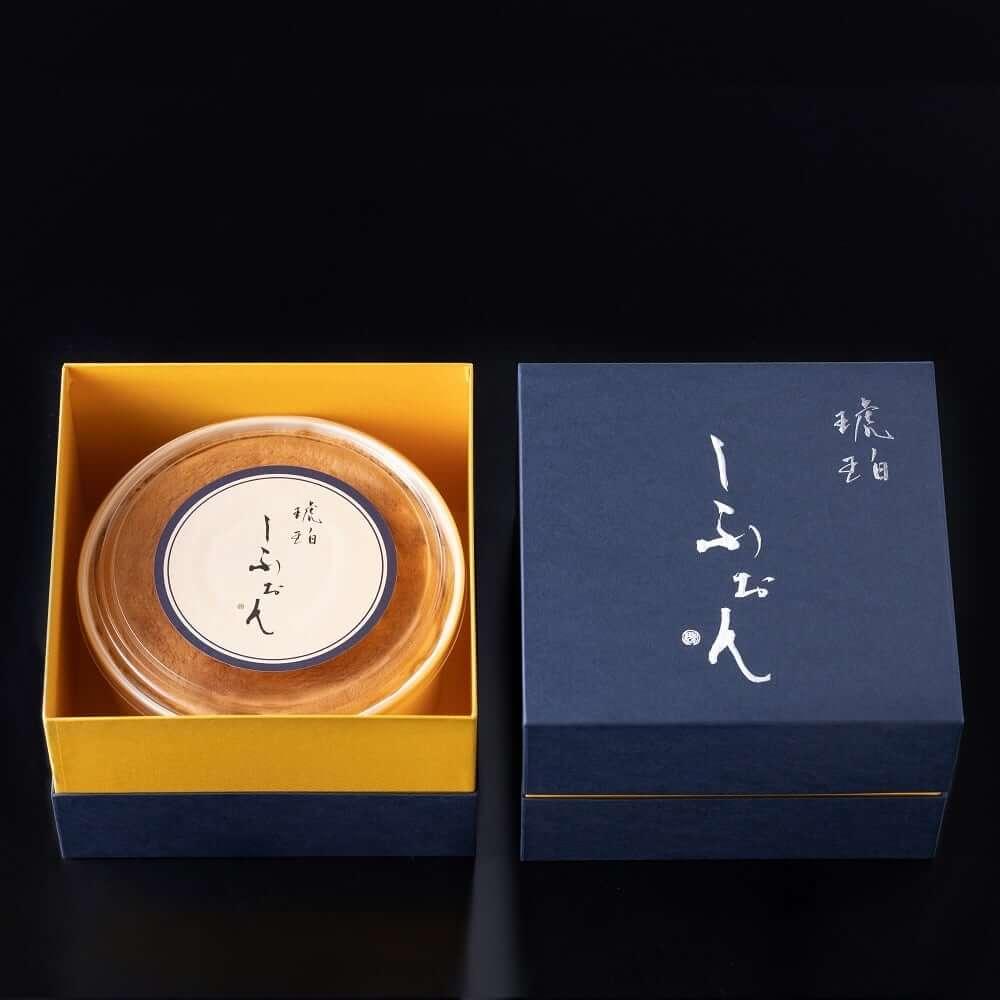 高級感ある和風パッケージのバウムクーヘン