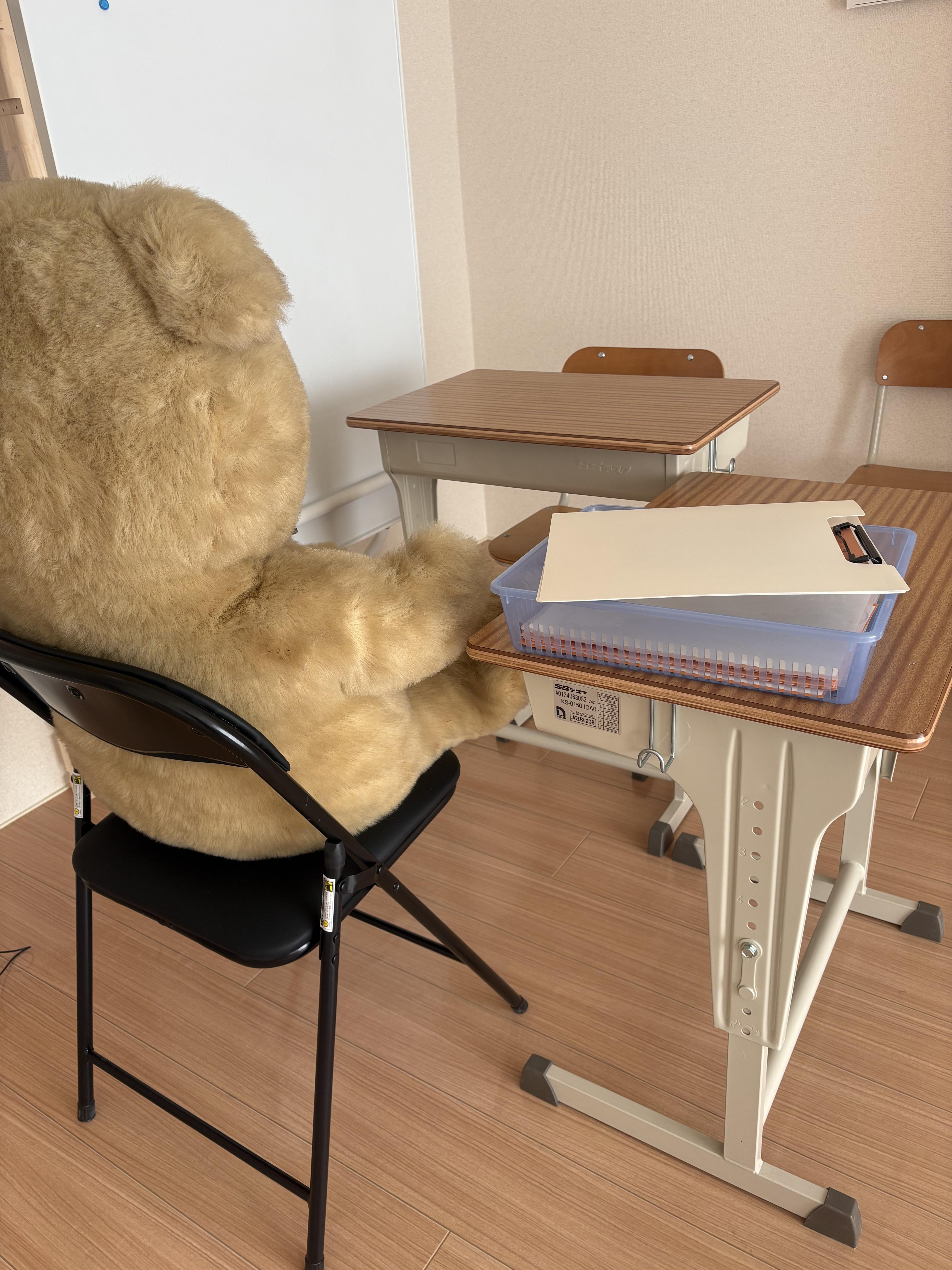 相鉄本線鶴ヶ峰駅にある「アナザースクールLinkup」個別学習支援の教室風景1