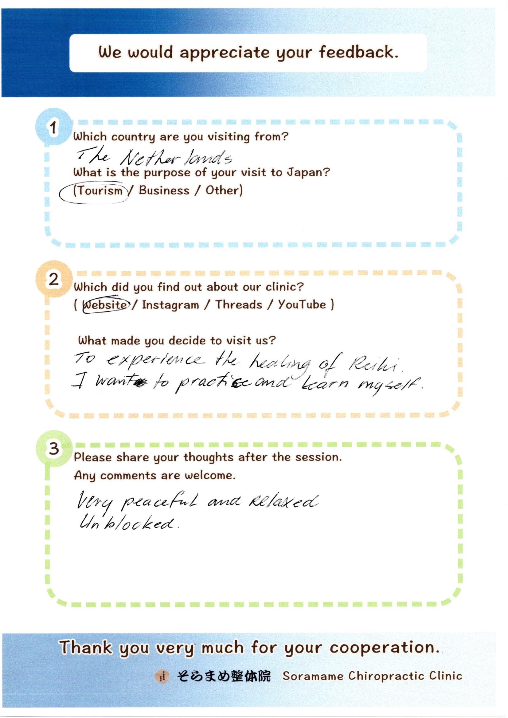 Handwritten feedback form from a Dutch guest, noting a peaceful, relaxed, and unblocked feeling after the Reiki session.