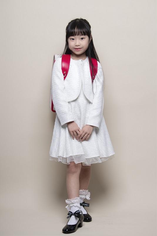 #入学写真 #新一年生 #ランドセルショット #小学生ママ #入学準備 #子どもの成長記録 #キッズフォト #写真館撮影 #大阪ママ #今だけの瞬間