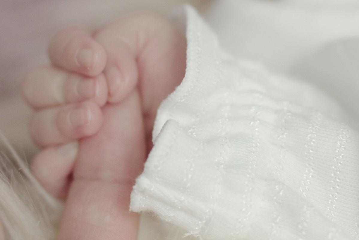 ニューボーンフォトのスタジオ写真、大阪、平野