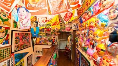 街中レトロ装飾の様子