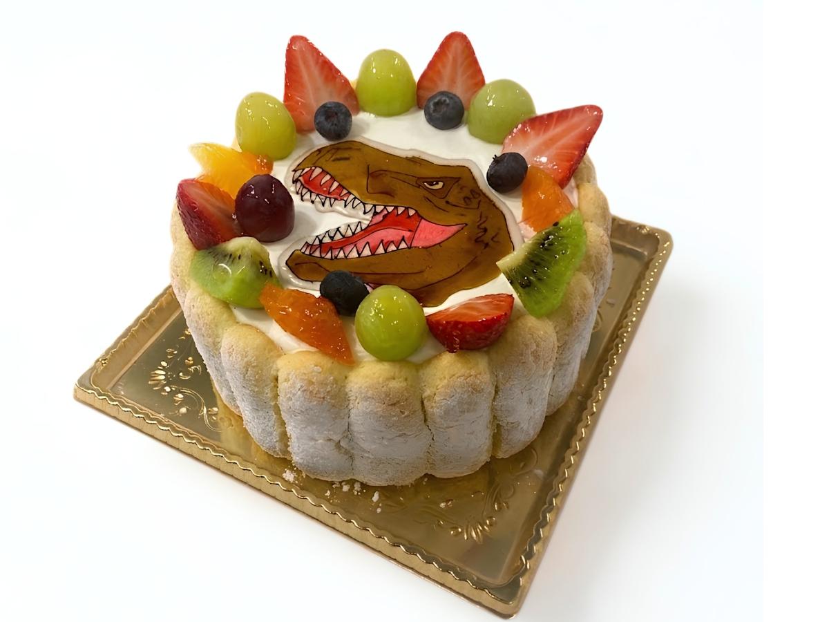 静岡市のケーキ屋リュバンでお作りした、男の子に人気の恐竜「ティラノサウルス」のイラストケーキ。大好きなキャラクターや似顔絵も描ける、誕生日やサプライズに大人気のオーダーケーキです。