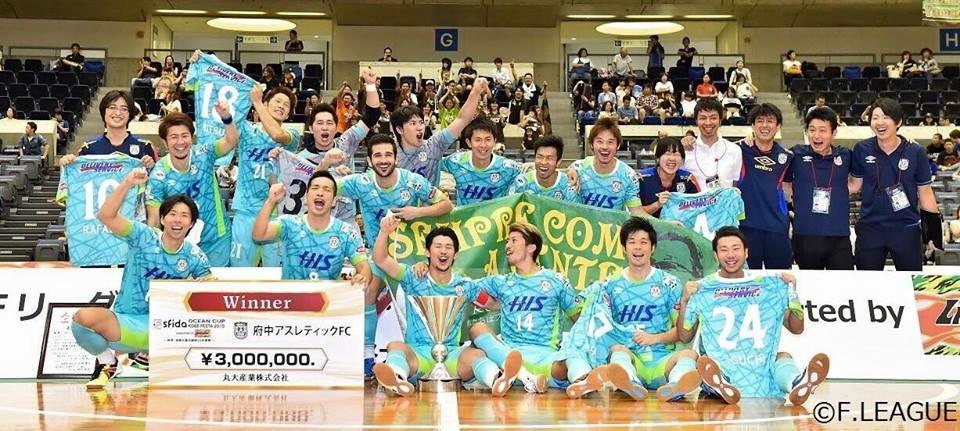 永島コーチ プレー写真 1