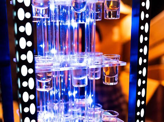 全長150cmのテキーラタワー　６０個 全長150cmのテキーラタワー 60個 テキーラ観覧車なんて言わせない