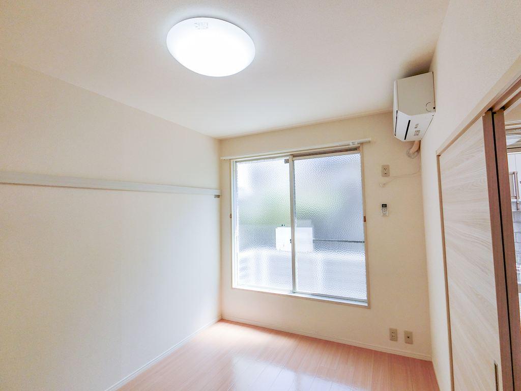 各部屋の照明は付属