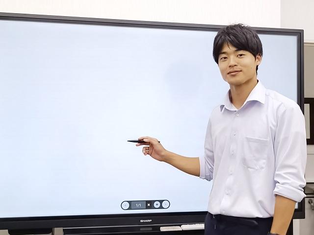 リトルステップ塾長の 瀧田（たきた）