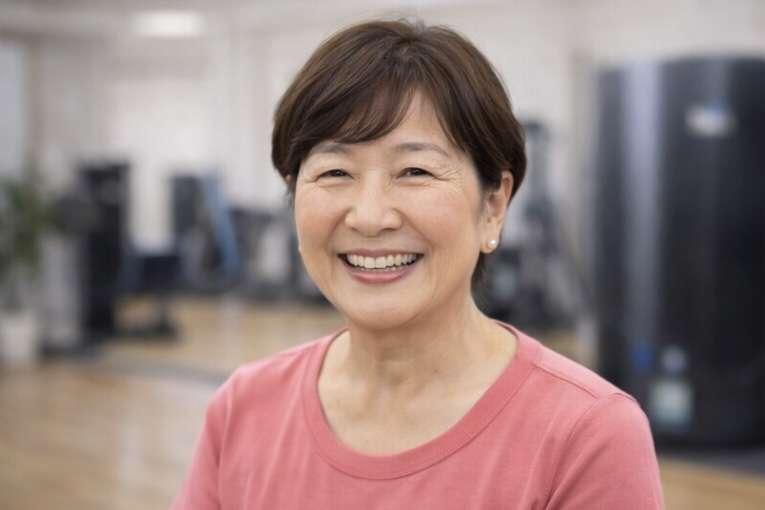 運動経験がほとんどなく、最初は「私にできるのかな？」と心配でしたが、OSABOXのレッスンはマイペースでできるのが嬉しいです。先生が優しく寄り添ってくれるので、安心して取り組めました。身体も軽くなってきて、気持ちも前向きに。何より「こんな歳からでも始められるんだ！」という自信になりました。