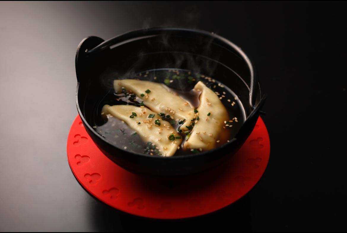 沉稳舒适的成人空间｜Dining & Bar 一期一会（上野·汤岛）