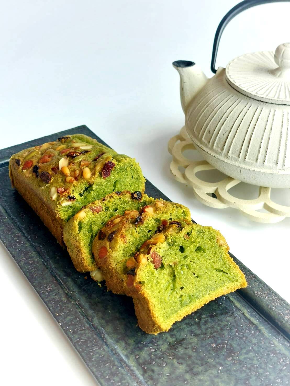 小松菜の薬膳米粉パウンドケーキ