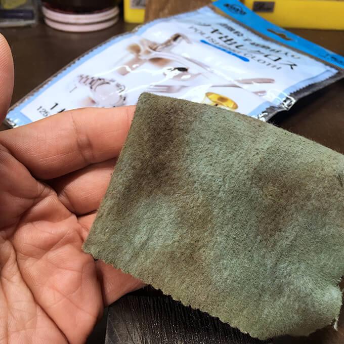 性別関係なく、若い方から年配の方まで、なぜか似合ってしまうのが、水玉模様の懐の深さです。丸いものは、恋愛運や対人運を上げる、とも。