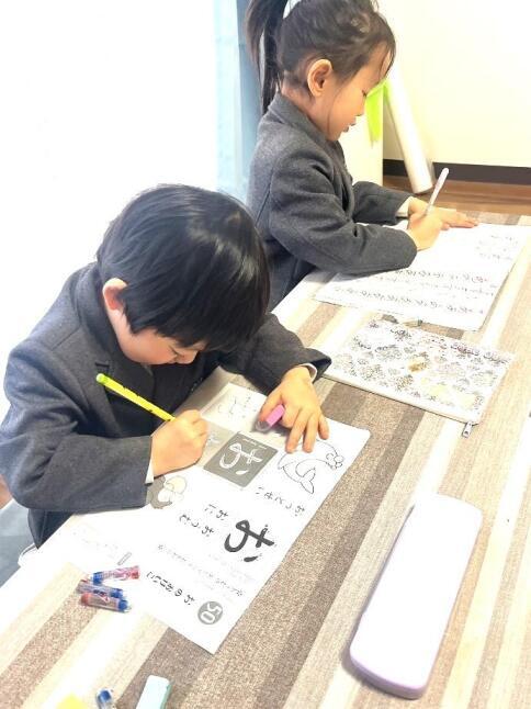 かきかた教室あゆみ・書道教室あゆみ、硬筆も毛筆習字も習っていただけます。