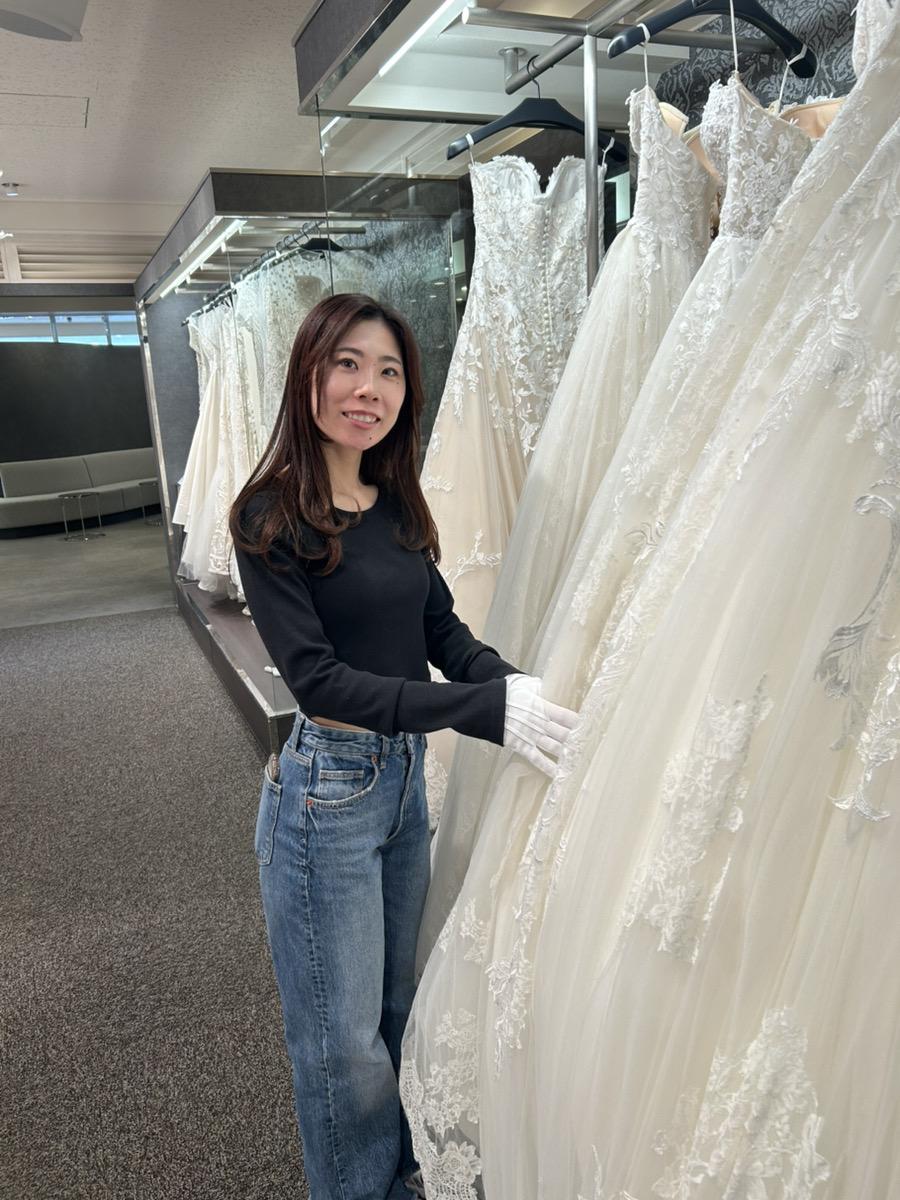 ウエディングドレスご試着：同行の様子