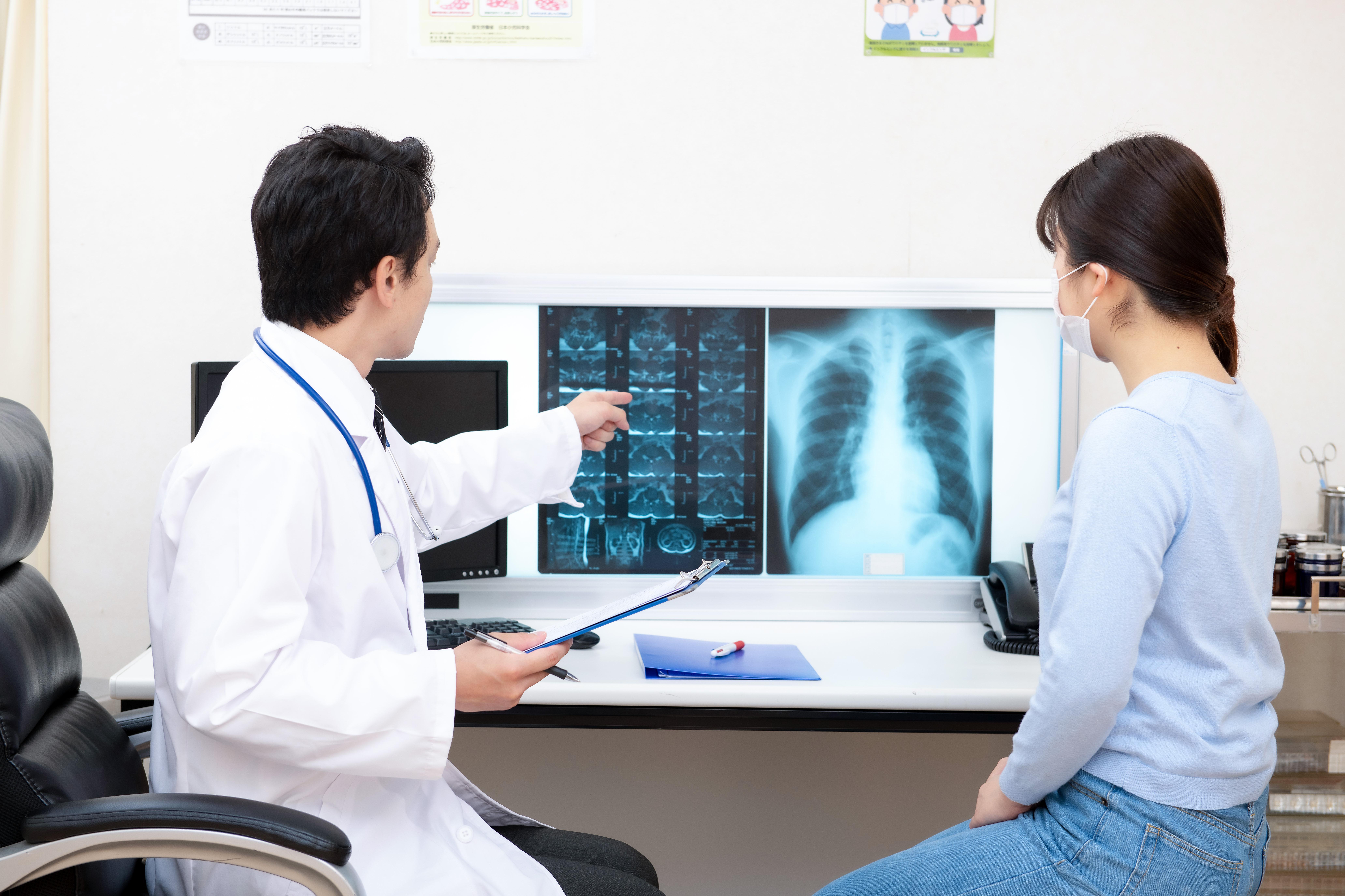 スギ花粉症治療 花粉症 相談と鼻炎治療の診療